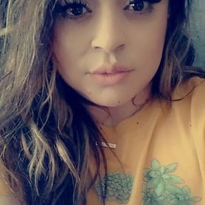 Meet your Posher, Gaby